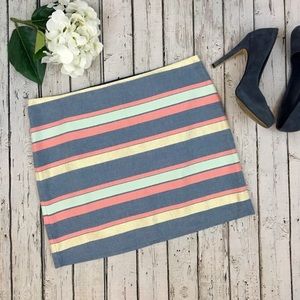 GAP) STRIPED MINI SKIRT.